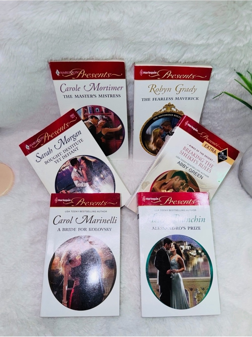 6 Harlequin Assorted Romance Paperback Book Set 🌺